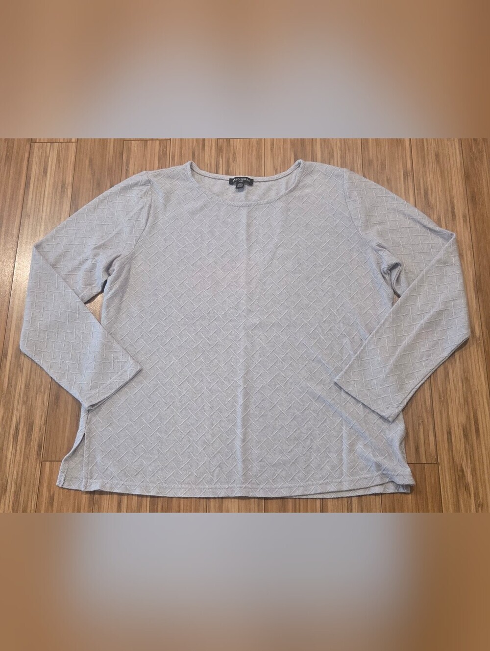 Mario Serrani Light Gray Long-Sleeve Textured Top